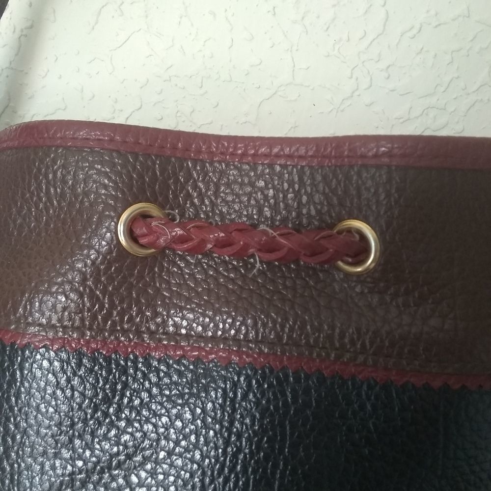 Vintage Dooney And Bourke Bucket Bag - Picture 7 of 8